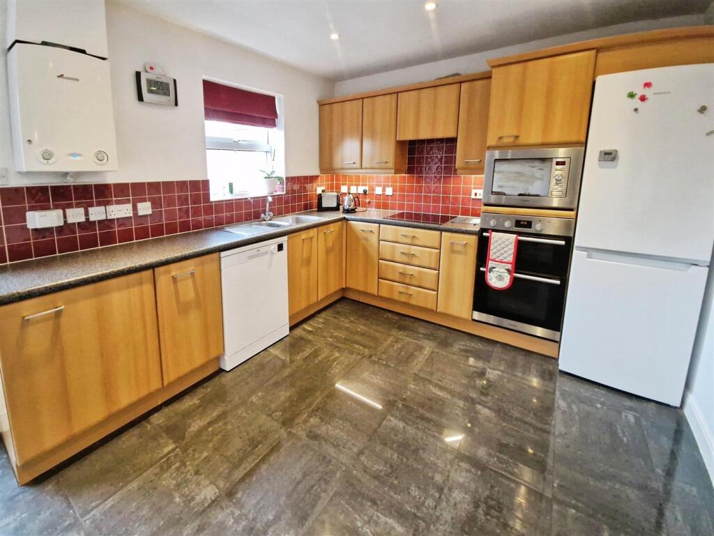 Crewe Road, Sandbach photo 4