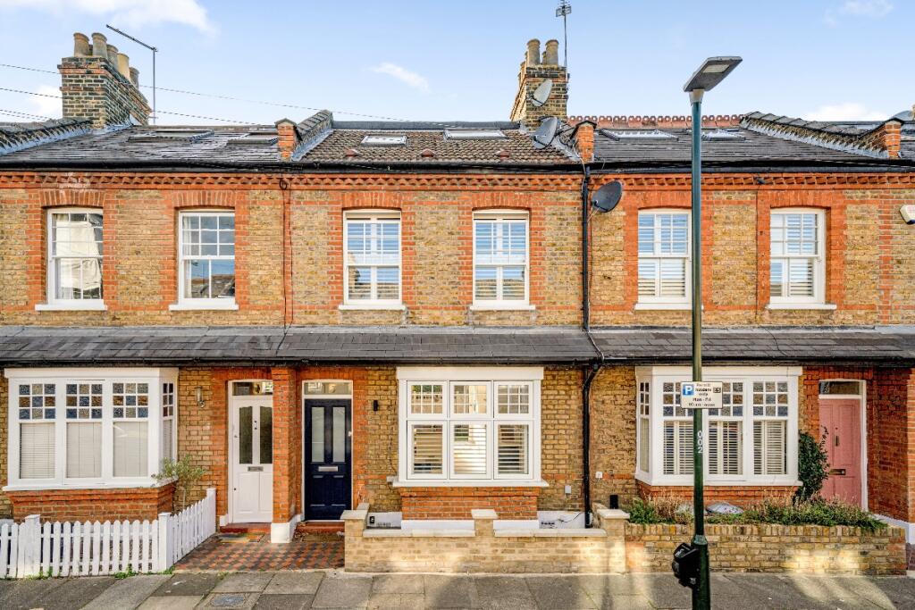House in London, East Sheen - More