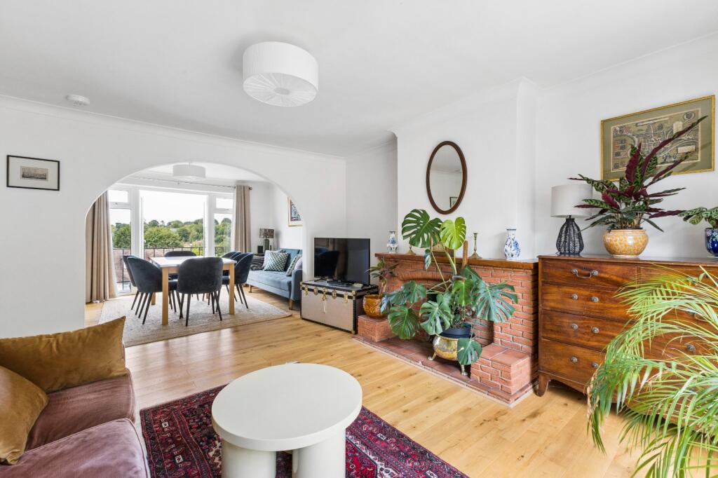 House in Watford - View 4