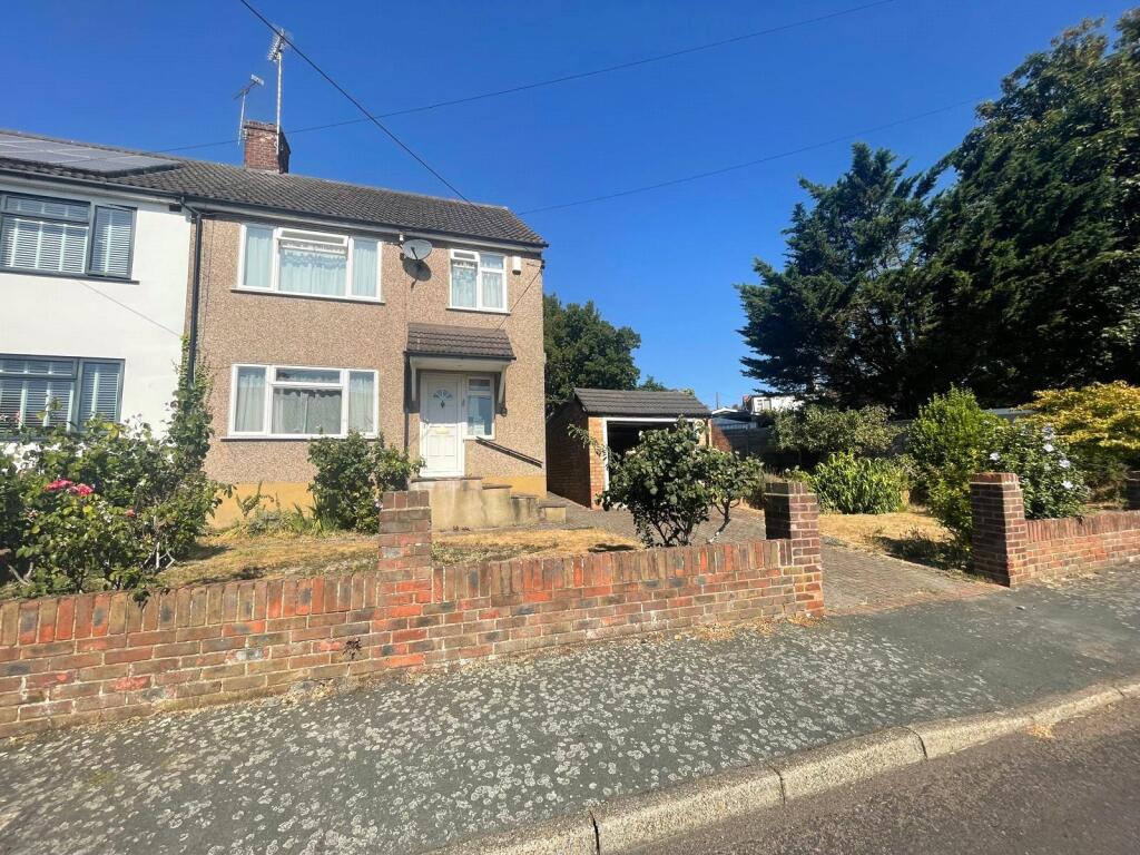 House in Swanley, Hextable - View 4