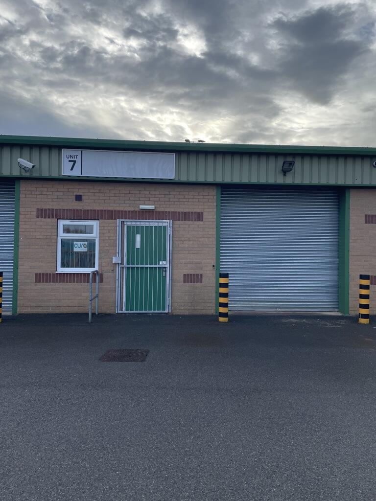 Main image of property: Unit 7, Hallcroft Industrial Estate, Aurillac Way, Retford, Nottinghamshire, DN22 7PX
