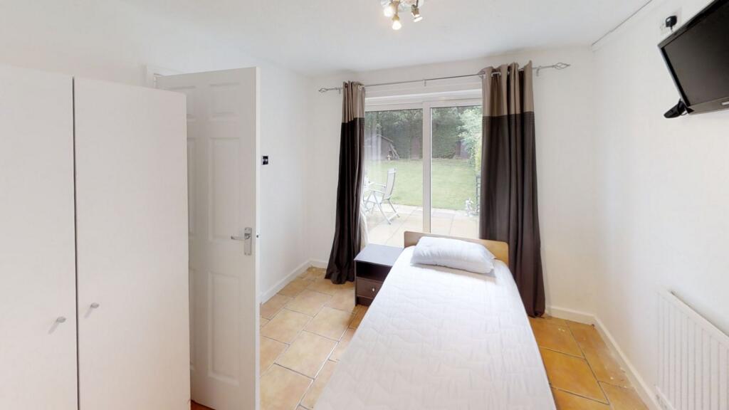 Main image of property: Applegarth Avenue, Guildford, GU2