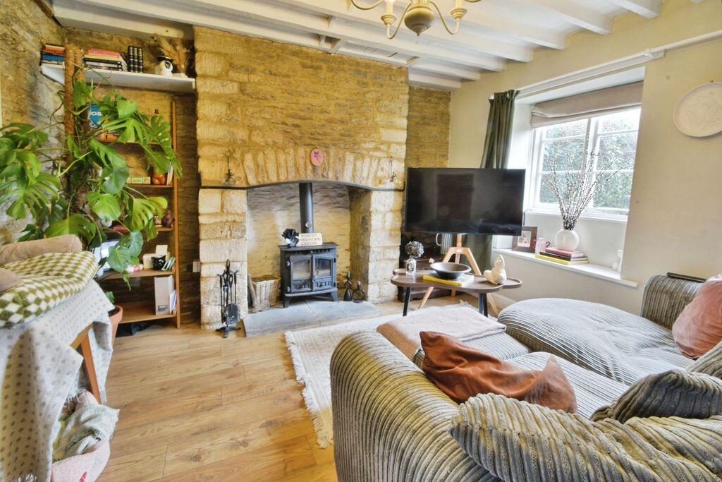 Preston, Cirencester, Gloucestershire photo 2