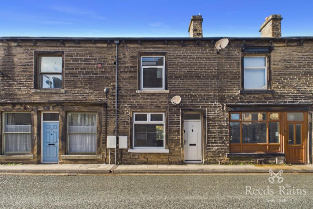 2-bed terraced on New Road, Mytholmroyd, Hebden Bridge, HX7, £160,000