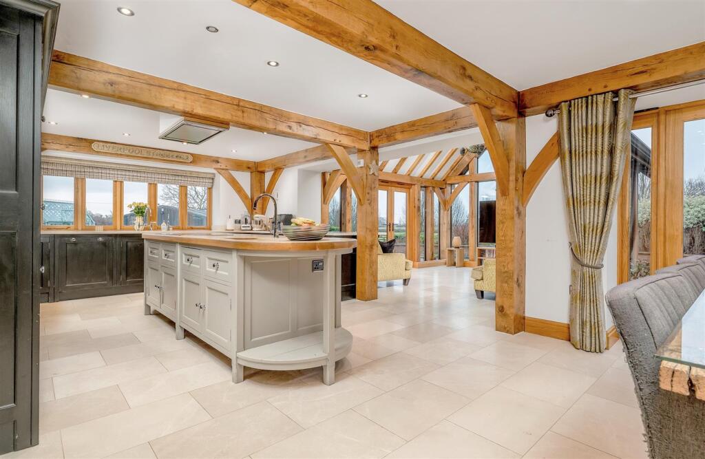 Portway House & Annexe, Portway Lane, Harlaston, B79