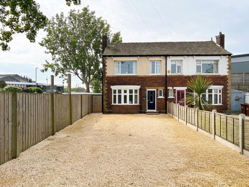 Main image of property: Wakefield Road, Ossett, WF5