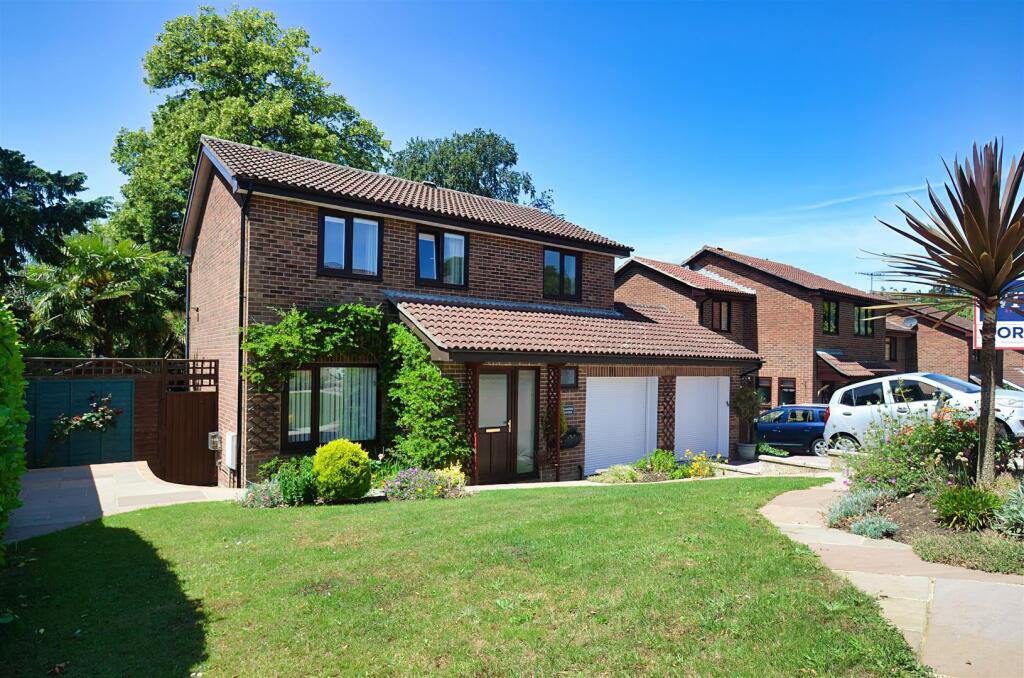 Main image of property: BINSTEAD/RYDE