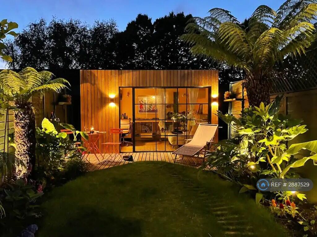 Main image of property: Gosterwood Street, London, SE8