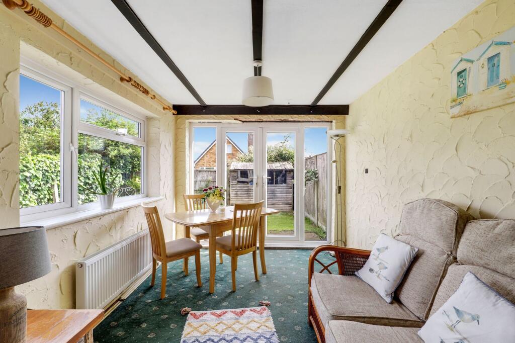 Frances Grove, Hucknall, NG15 - View 6