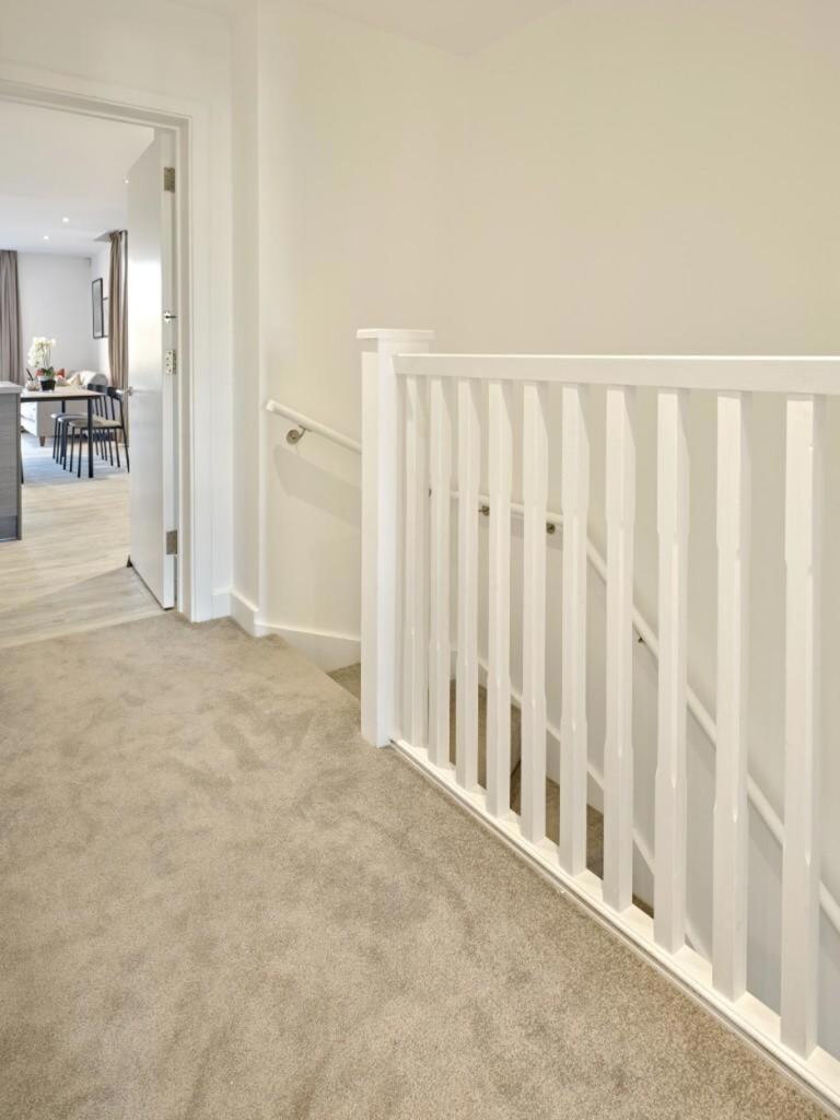 Apartment in Salford, Greater Manchester - View 5