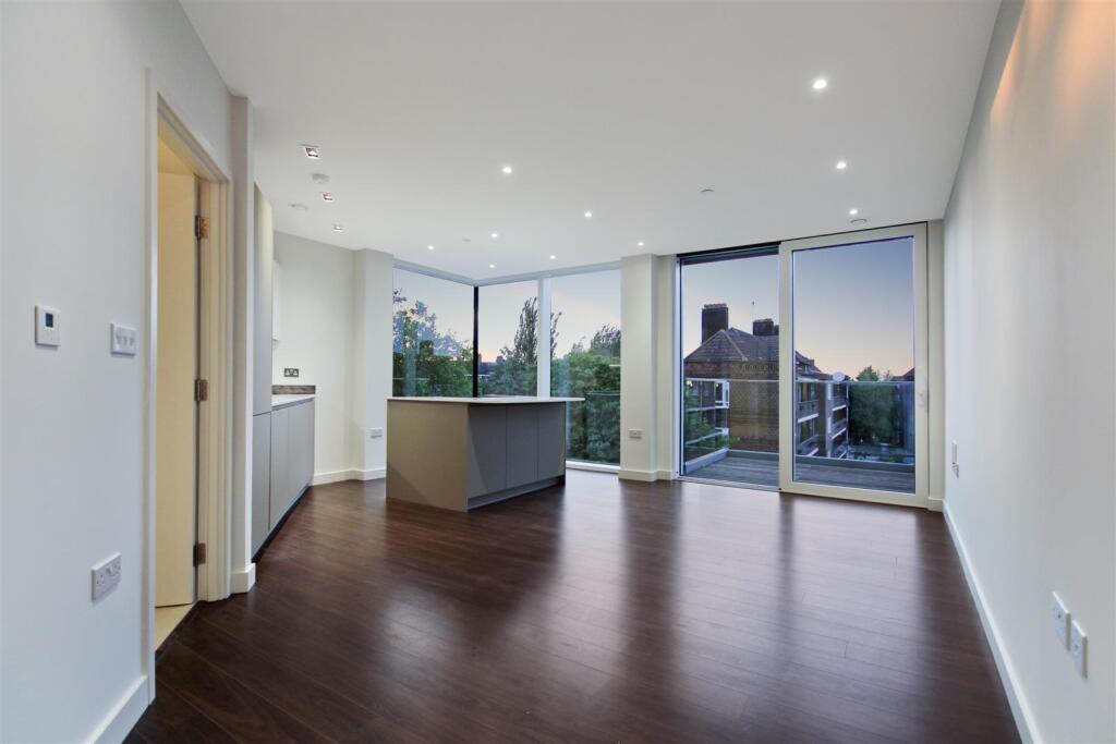 Apartment in London - More