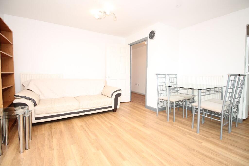 Apartment in London - View 3