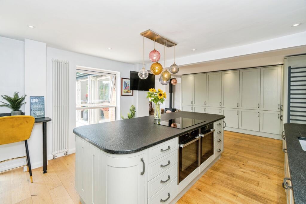 House in Southampton - View 5