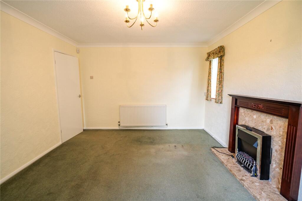 Emfield Grove, Grimsby, Lincolnshire, DN33 photo 4
