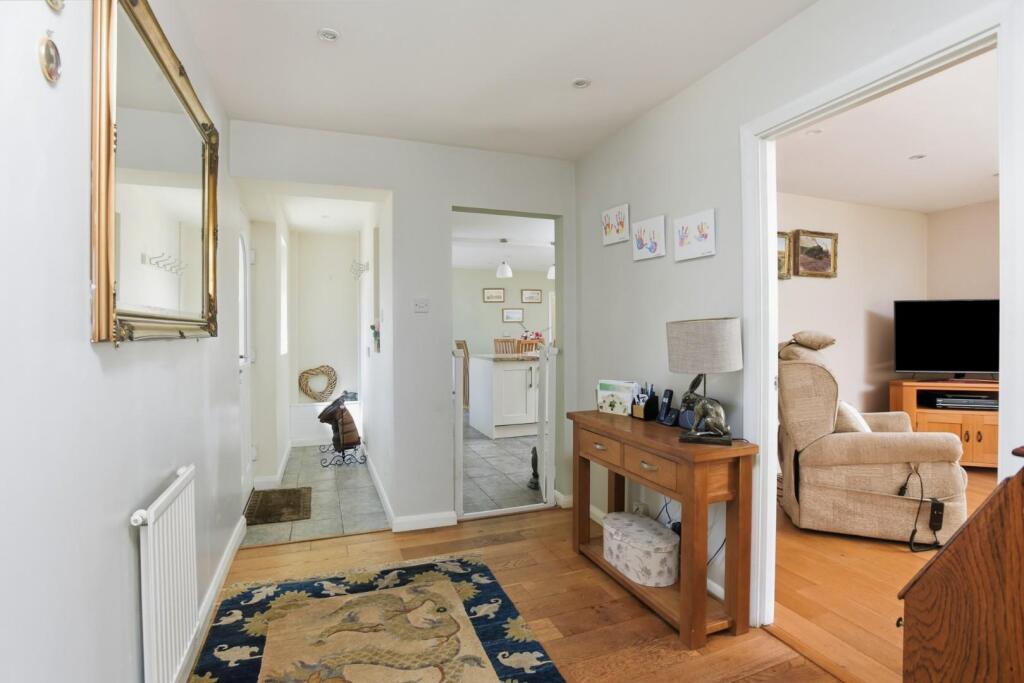 House in Stratford-on-Avon, Bearley - More
