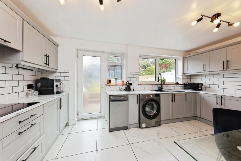 House in Canterbury, Sturry - View 4
