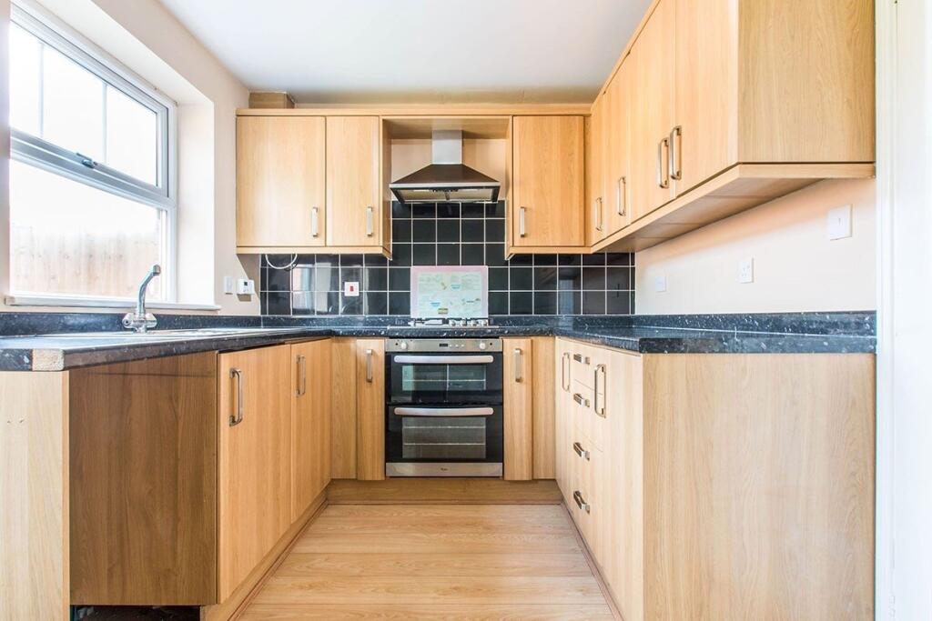 Meadowgate Croft, Lofthouse, Wakefield, West Yorkshire, WF3 photo 3