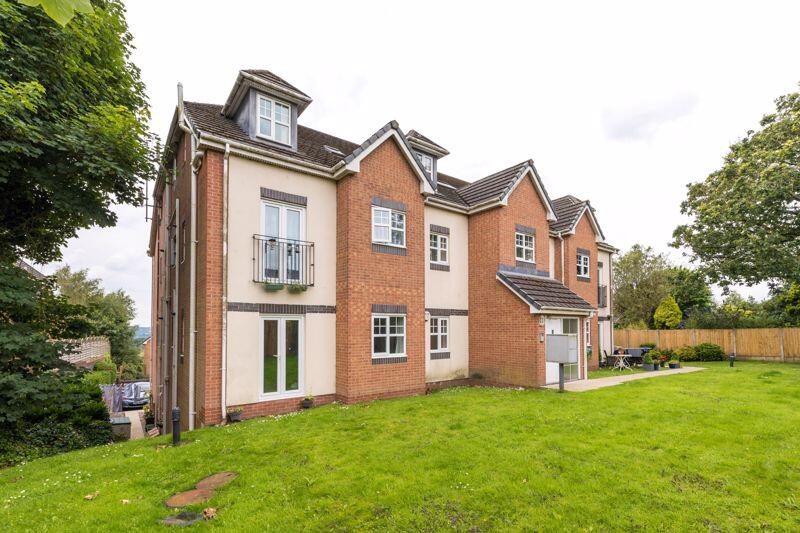 Apartment in Wigan, Shevington Moor, Standish - View 4