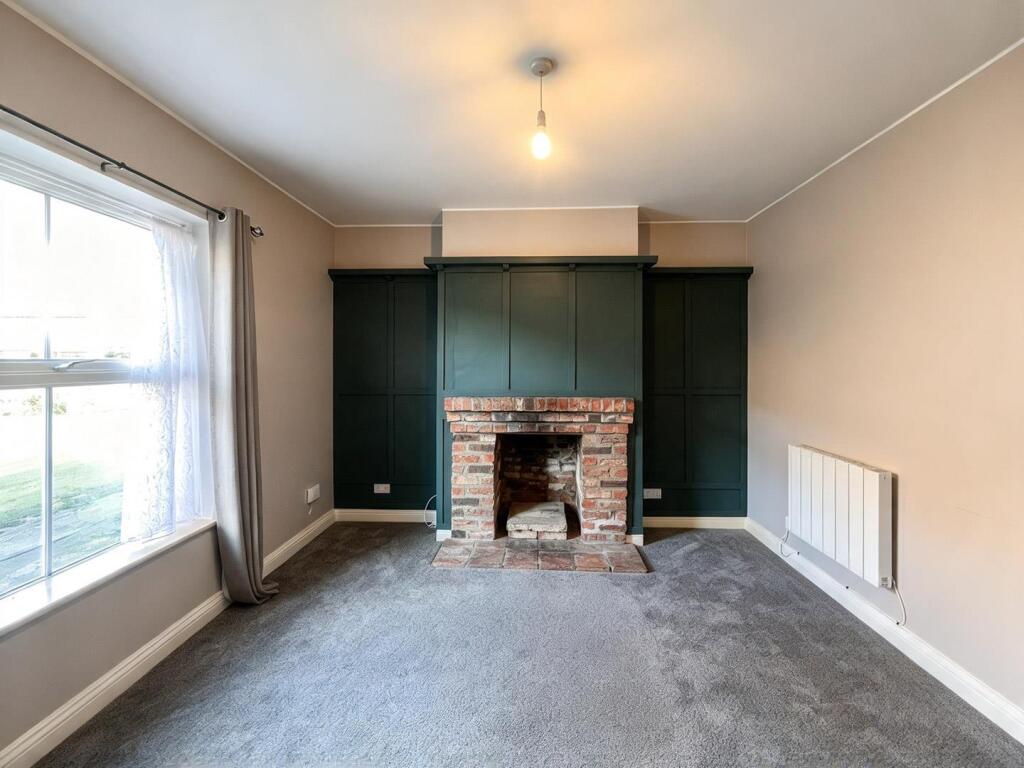 Seaside Road, Easington, Hull photo 3