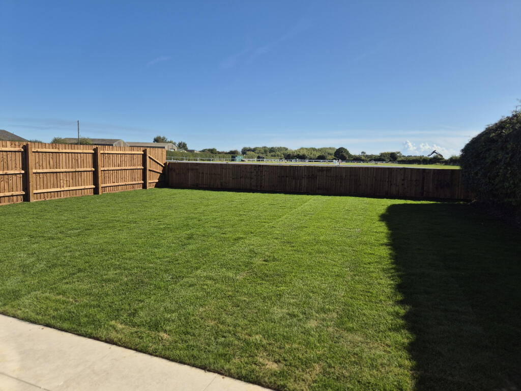 Plot 4 , Farriers' Way, Thorpe Road, Weeley photo 4