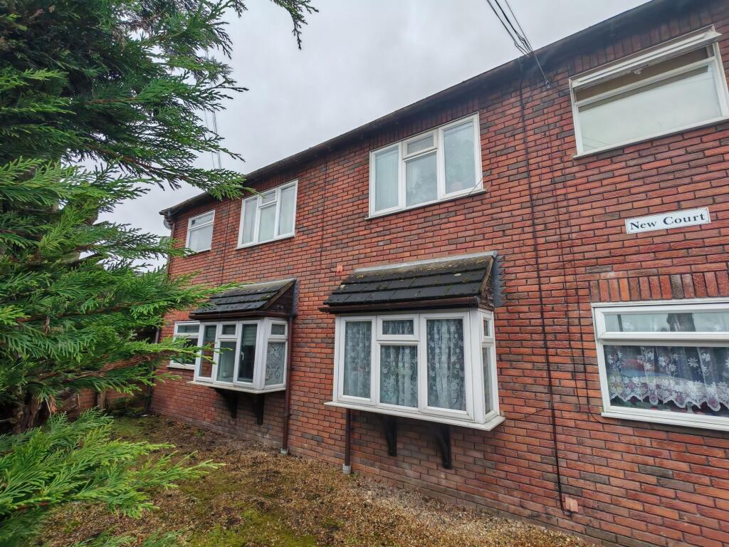 Main image of property: Queens Road, High Wycombe, HP13
