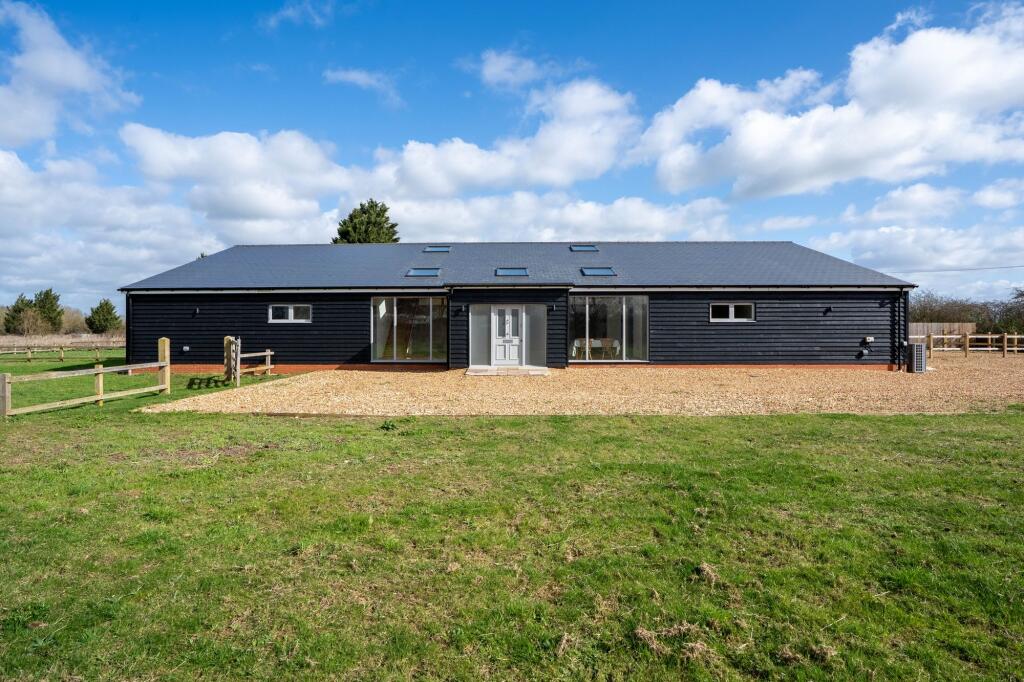 Main image of property: Twentypence Road, Cottenham, CB24