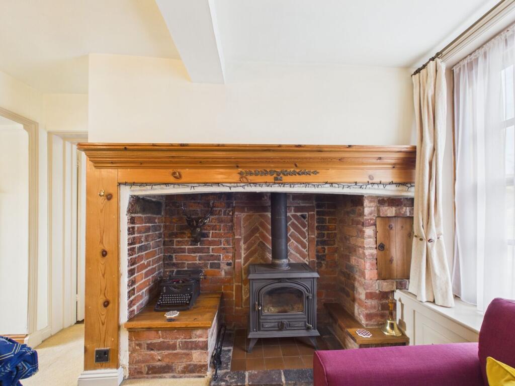 House in Wolverhampton - View 4