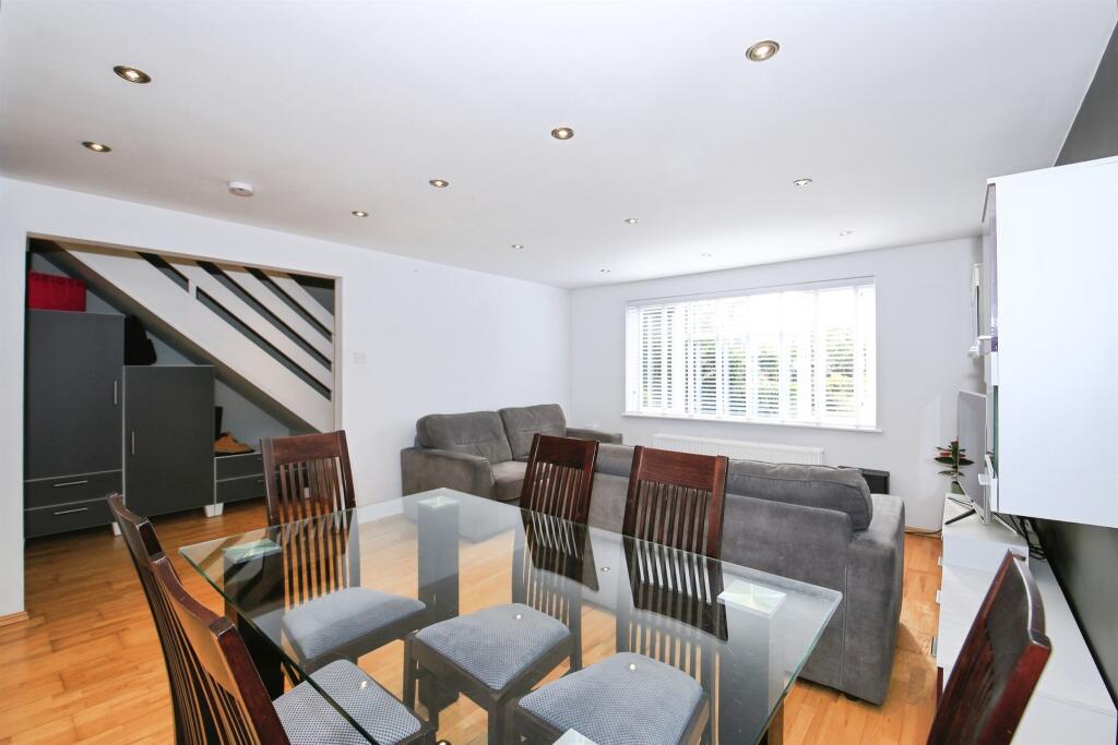 House in Peterborough - View 4