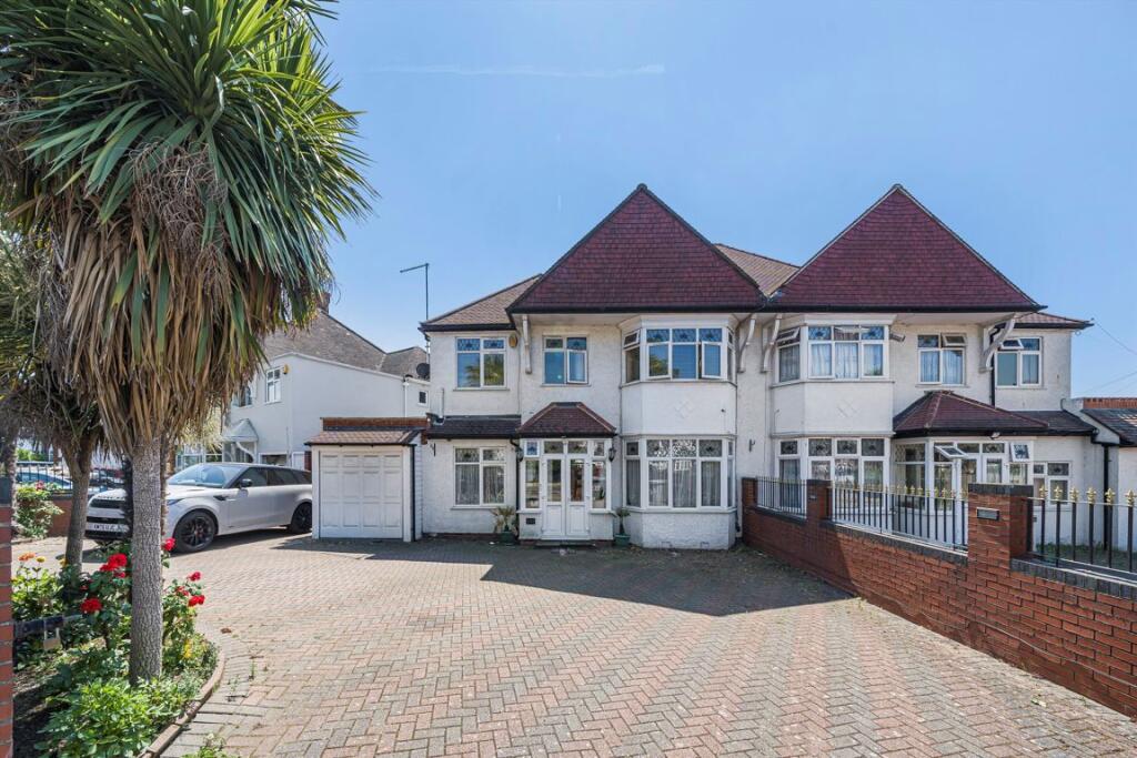 Main image of property: Chamberlayne Road, Kensal Rise