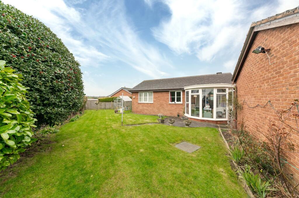 Woodlands Drive, Skelmanthorpe, HD8 photo 2