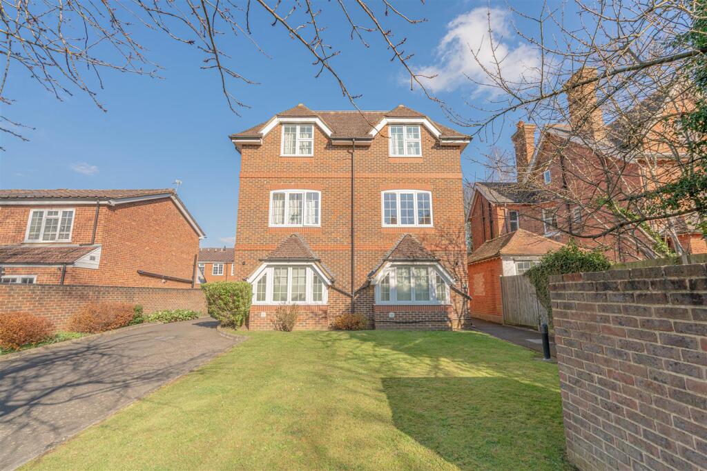 Main image of property: 23 Albion Road, Sutton