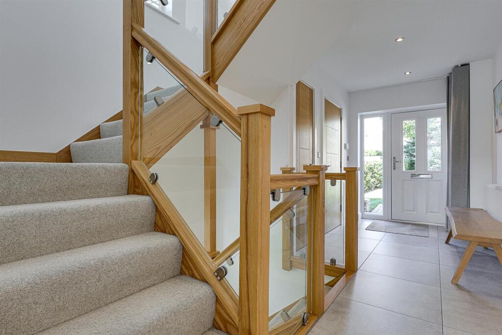 House in Holmfirth, Booth House, Holme Valley - View 5
