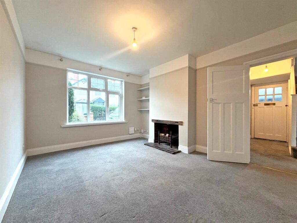 Copthorne Drive, Copthorne, Shrewsbury photo 2