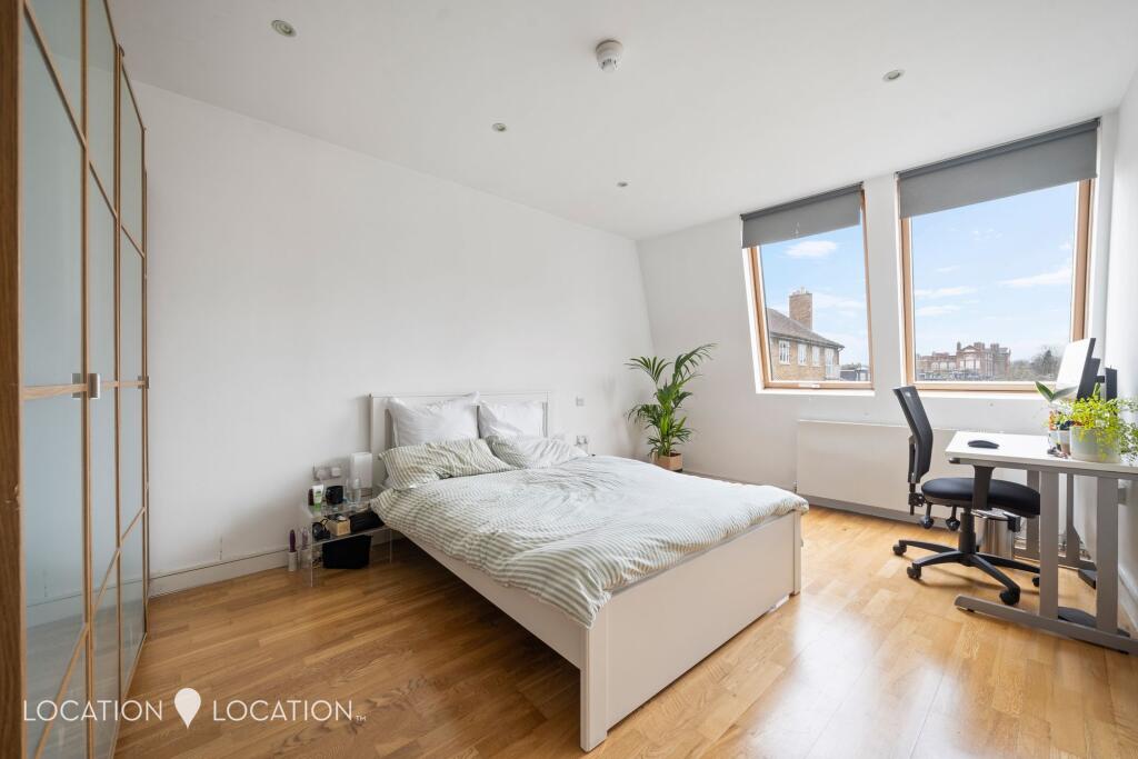 Main image of property: Stoke Newington High Street, London, N16