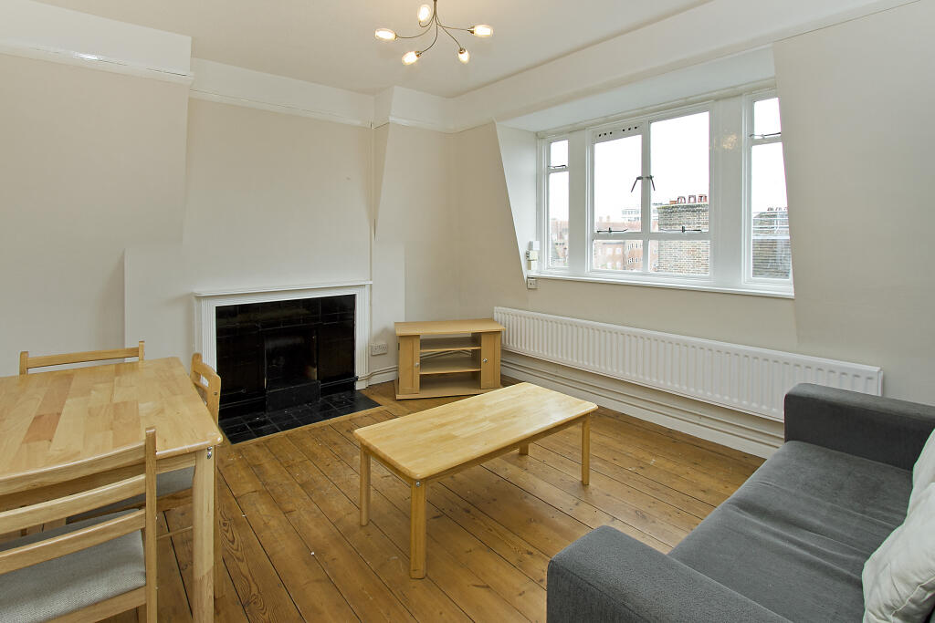 Main image of property: Fairfield Drive, London, SW18