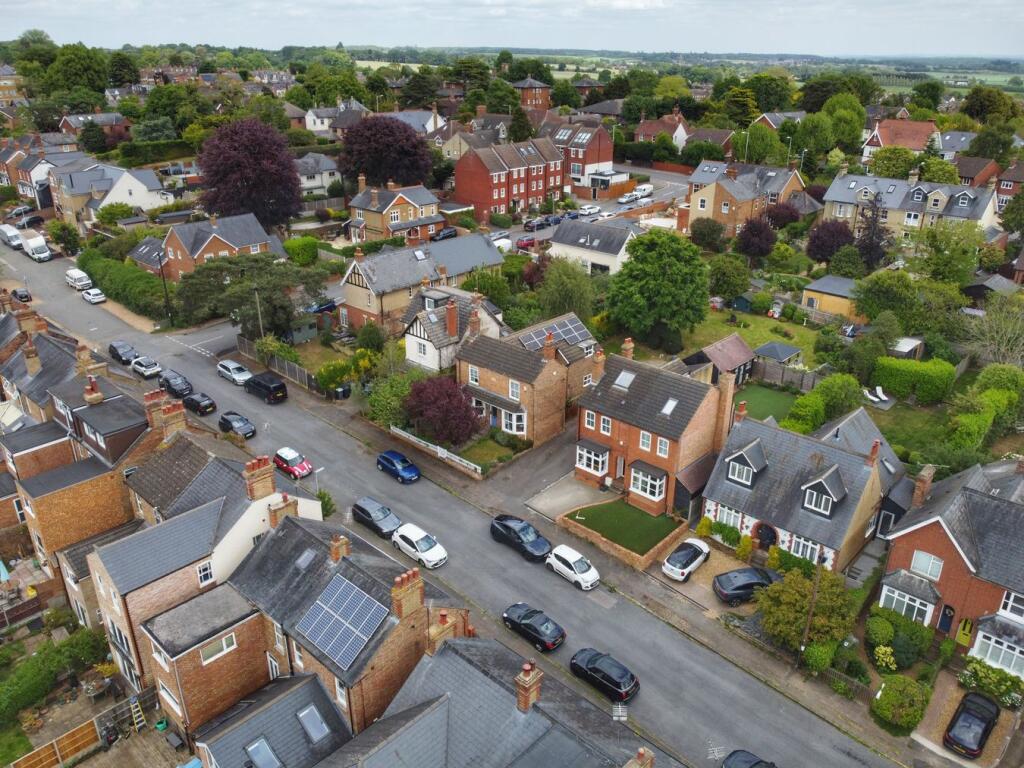 Ashburnham Road, Ampthill, Bedfordshire, MK45 photo 3