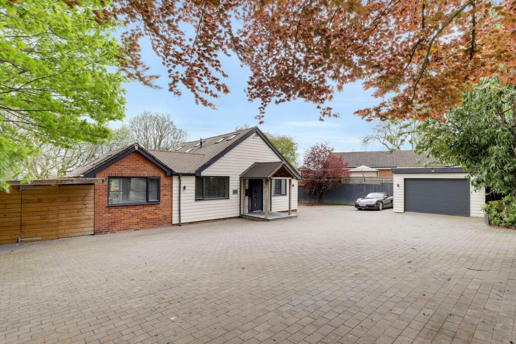 Main image of property: Derby Road, Mansfield, NG18