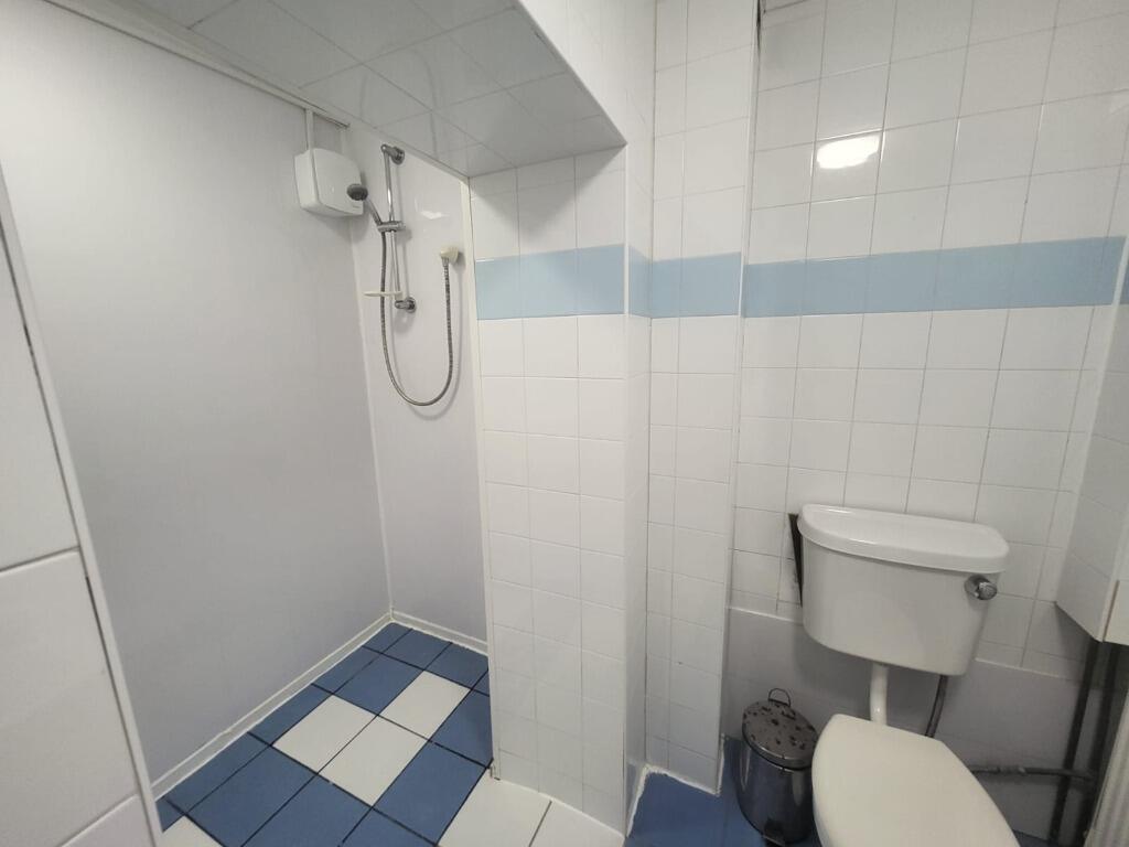 6 bedroom duplex for rent