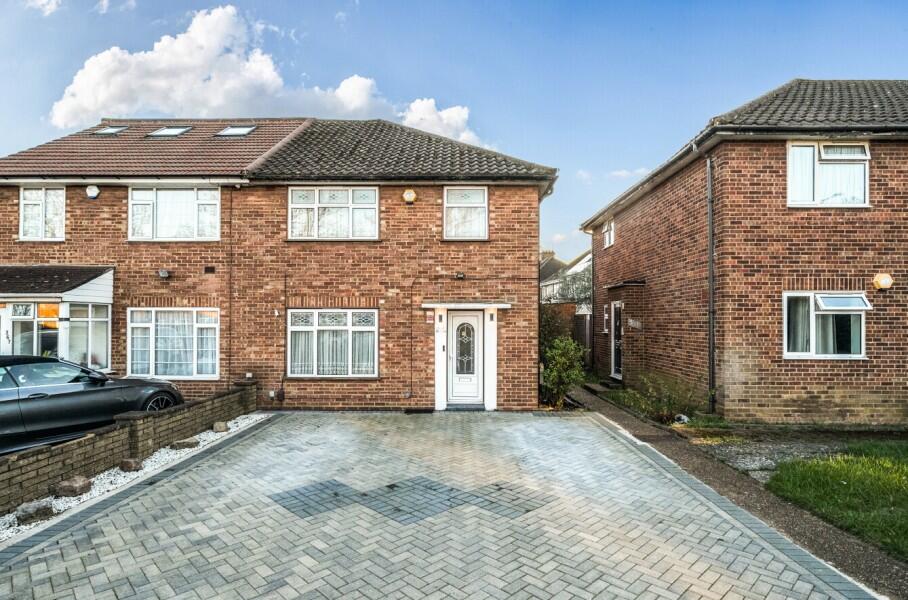 Main image of property: Kenton Lane, Kenton, HA3 8RY