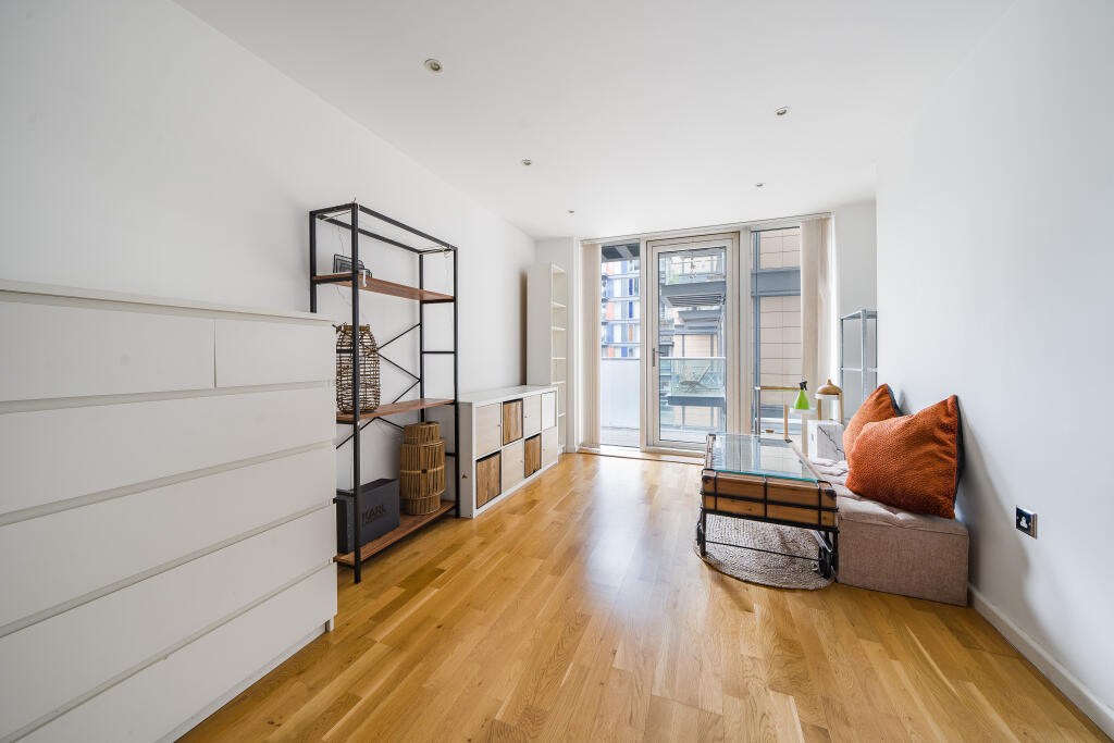 Main image of property: Millharbour, London, E14