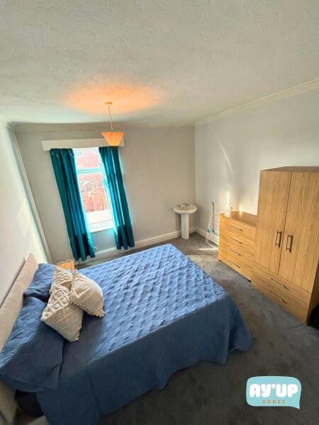 Main image of property: Room 3, 1 Alexandra Road DN4 0ND
