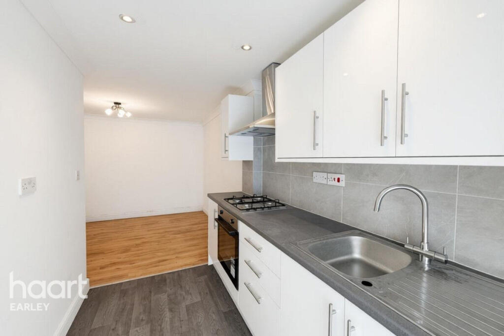 House in Reading - View 2
