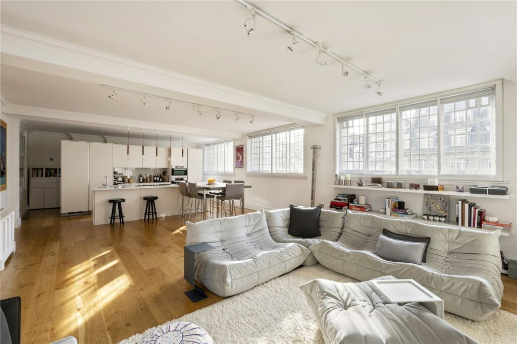 Main image of property: Kingsway, 
Holborn, WC2B