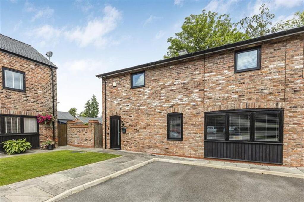 Main image of property: Bell Lane, Thelwall, WA4