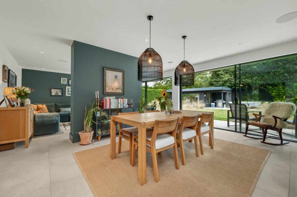 House in Kingston upon Thames - View 5