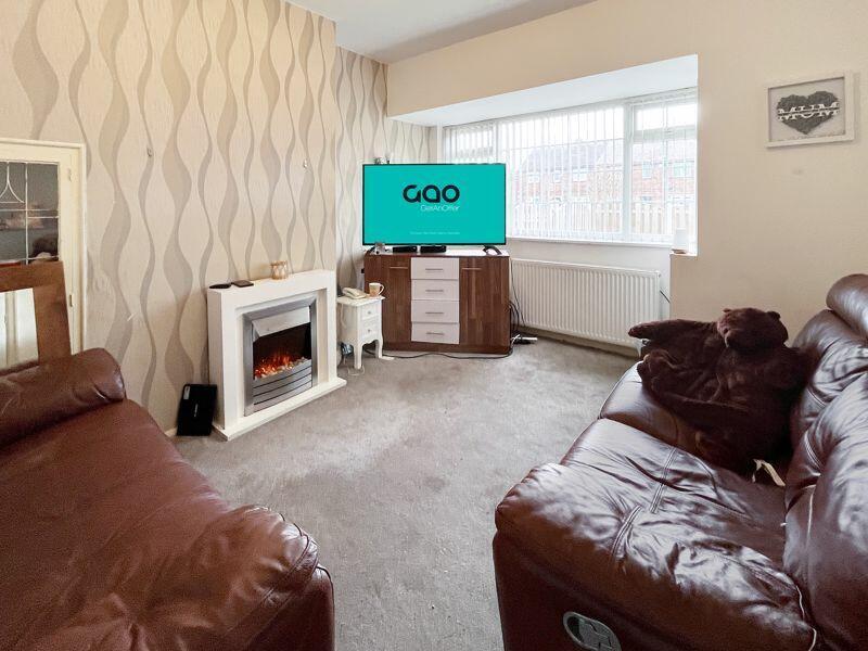 House in Leeds, Farsley - More