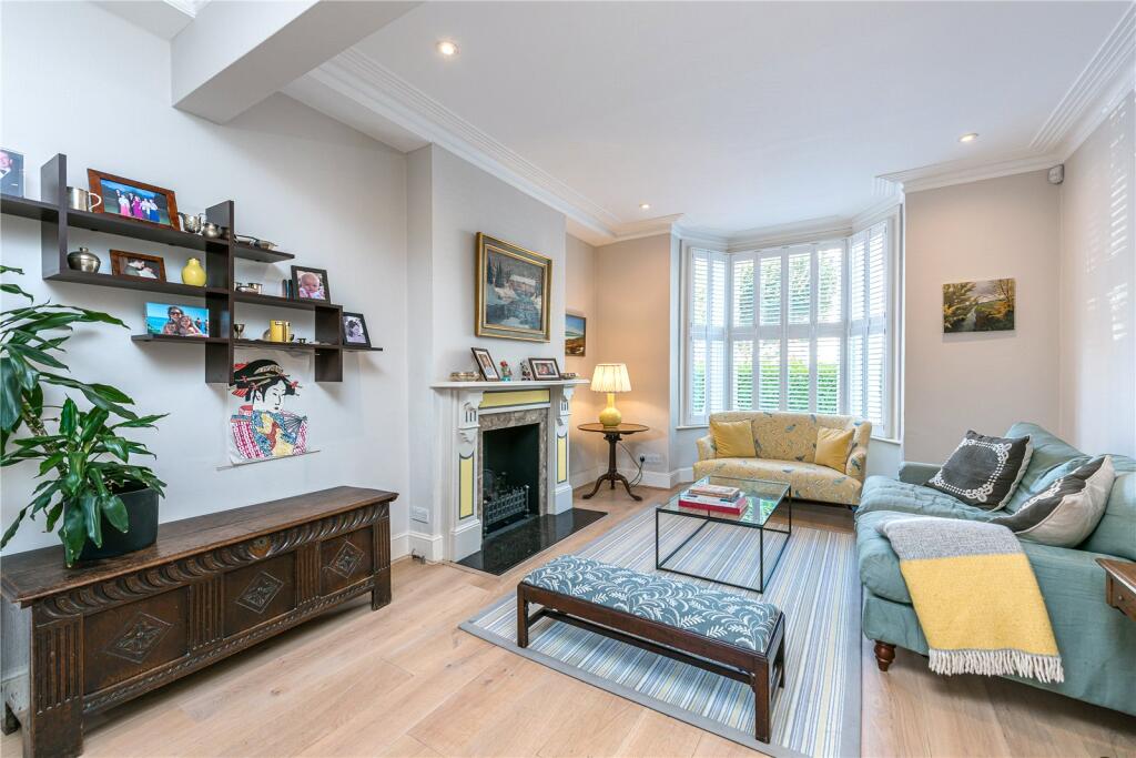 House in London - View 4