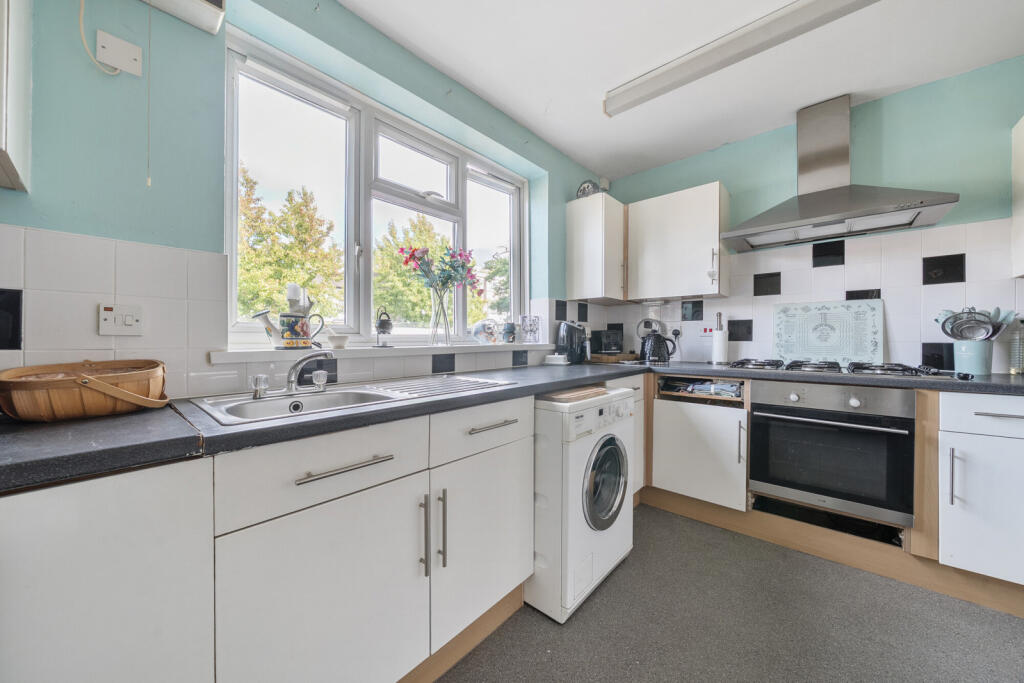 House in London - View 3