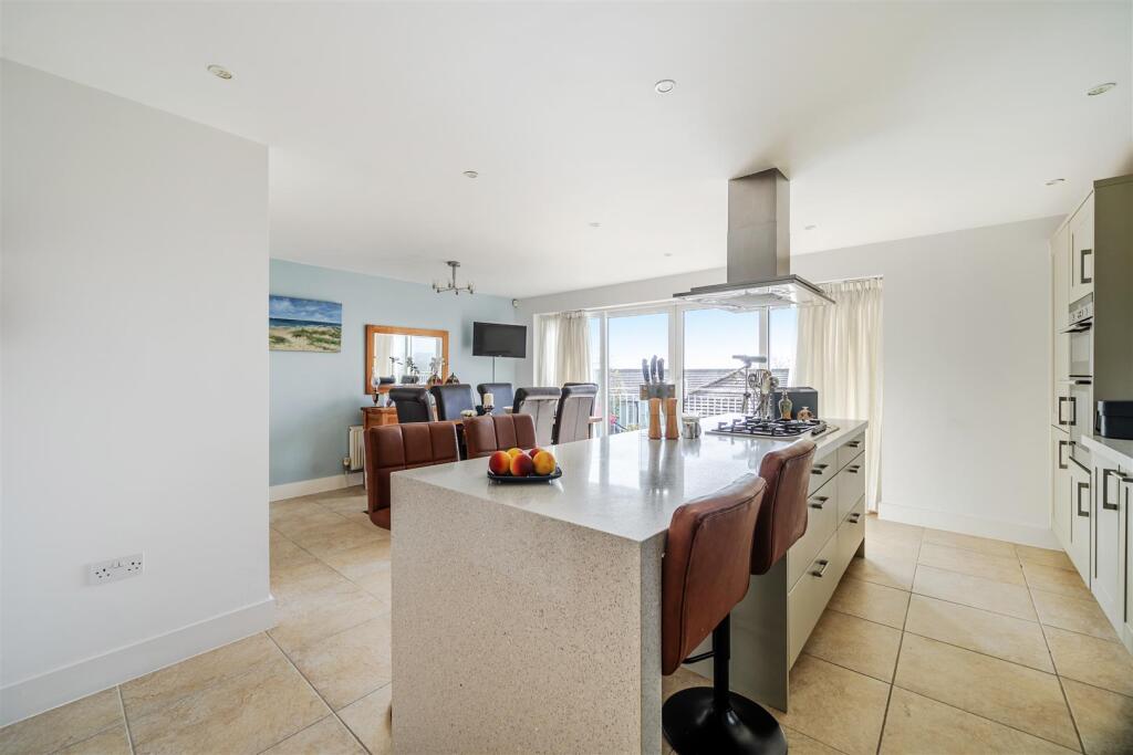 Additional image 40 of Bayford Hill, Wincanton