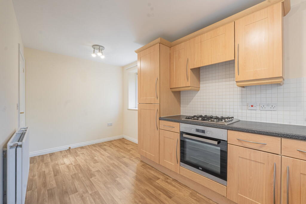 Apartment in Birmingham, Warstock - View 3